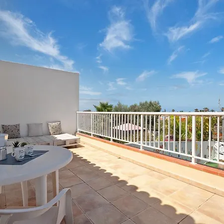 Apto Con Piscina Y Wifi شقة طوستا ديل سيلونثيو